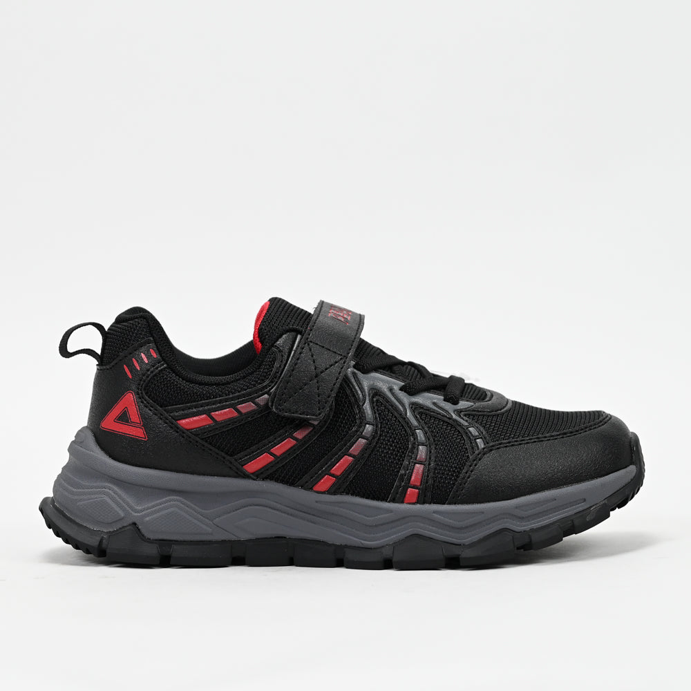 PEAK FOOTWEAR