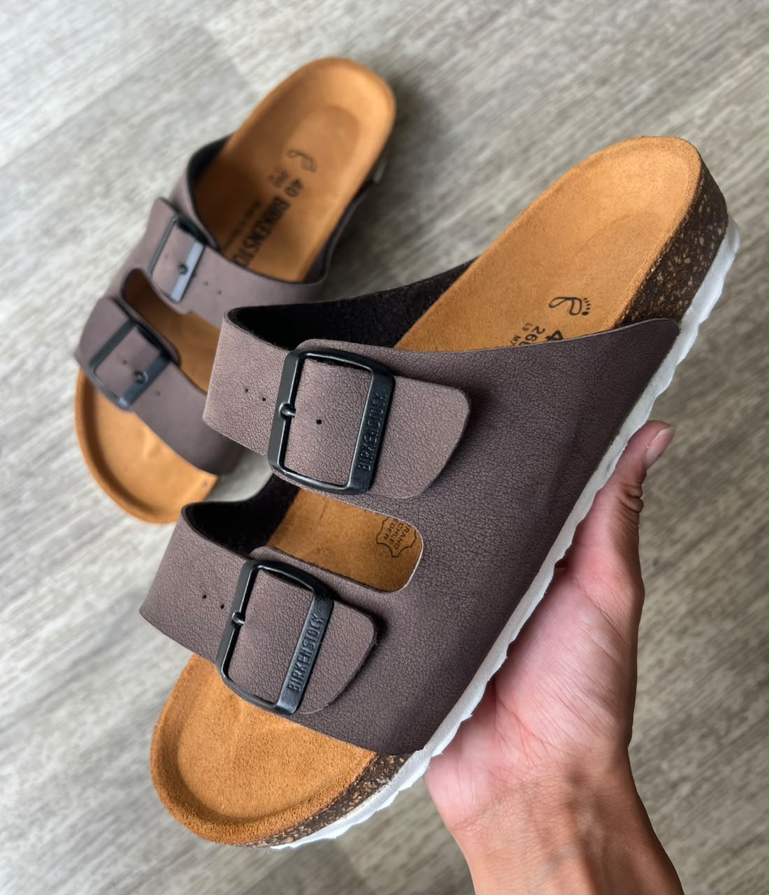 ARIZONA NUBUCK MARRON EVA BLANC