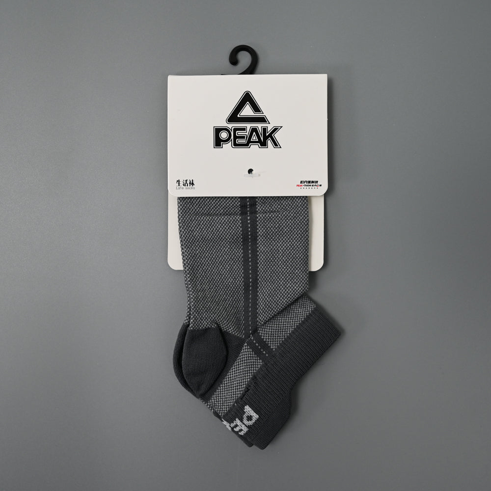 PEAK SOCKS