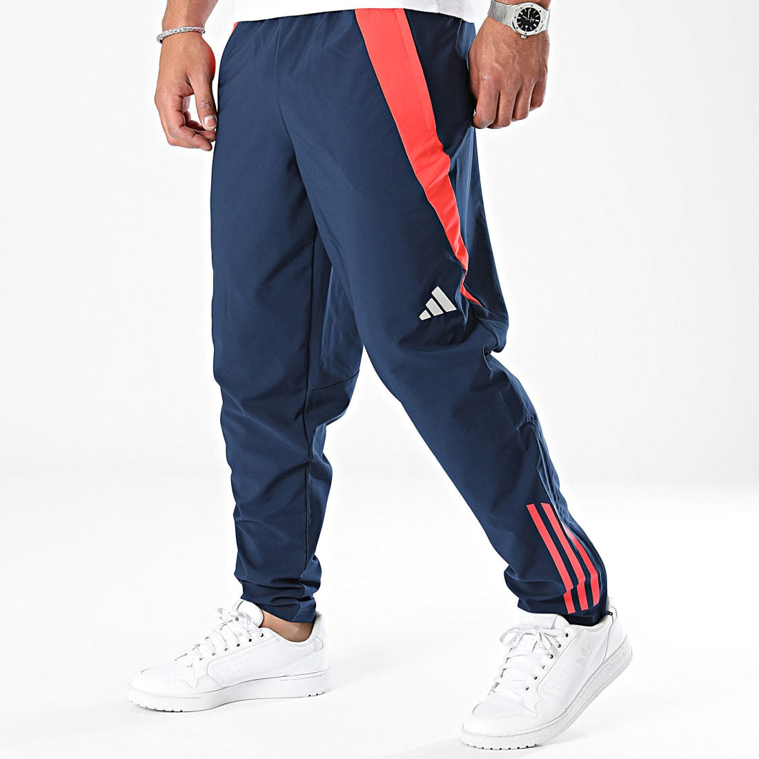 Pantalon d'entraînement Manchester United Tiro 24 Adidas IT2006