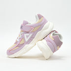 PEAK FOOTWEAR