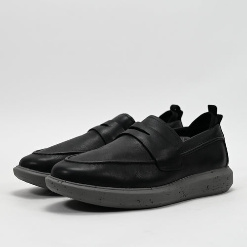 HUSH PUPPIES FOOTWEAR