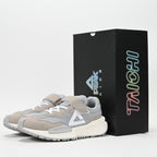 PEAK FOOTWEAR