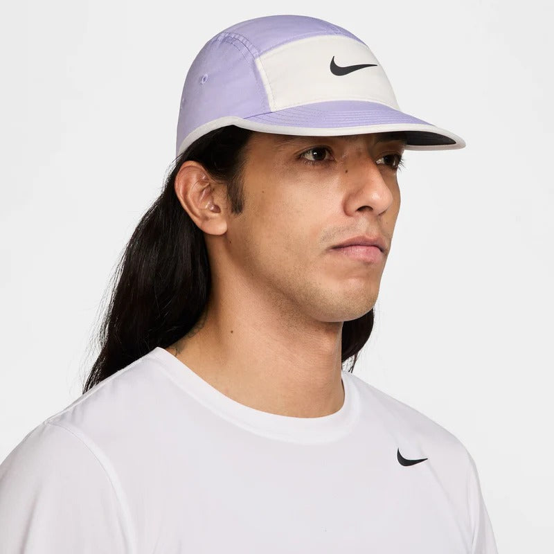 Nike Dri-FIT Fly Unstructured Swoosh Cap