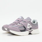 PEAK FOOTWEAR
