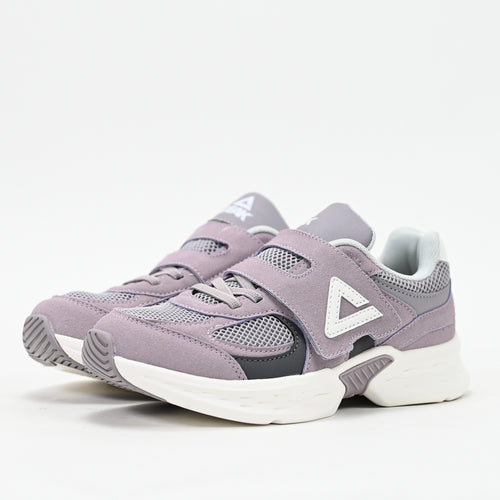 PEAK FOOTWEAR