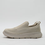PEAK FOOTWEAR