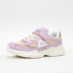 PEAK FOOTWEAR