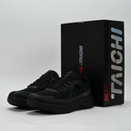PEAK FOOTWEAR
