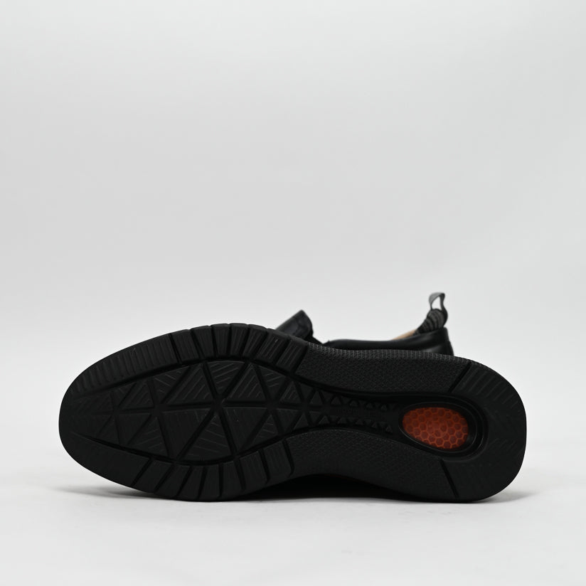 HUSH PUPPIES FOOTWEAR