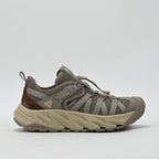 PEAK FOOTWEAR
