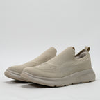 PEAK FOOTWEAR