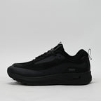 PEAK FOOTWEAR