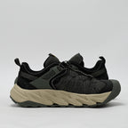 PEAK FOOTWEAR