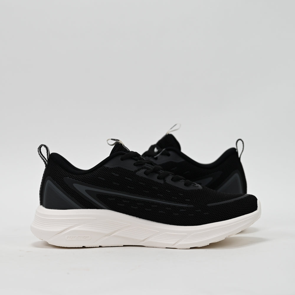 PEAK FOOTWEAR