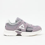 PEAK FOOTWEAR