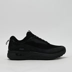 PEAK FOOTWEAR