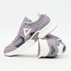 PEAK FOOTWEAR