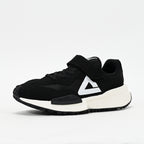 PEAK FOOTWEAR