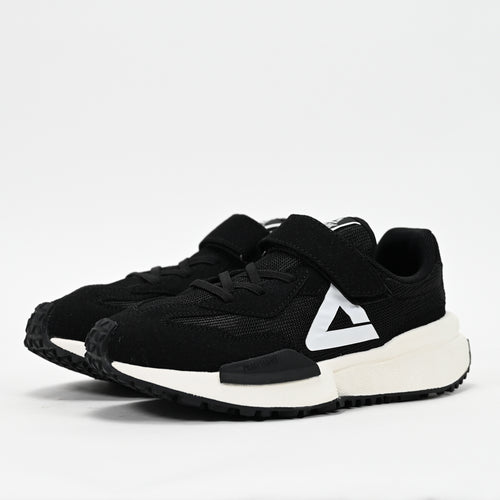 PEAK FOOTWEAR