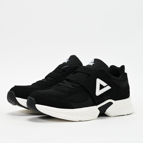 PEAK FOOTWEAR