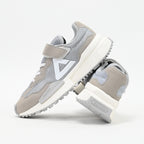 PEAK FOOTWEAR