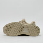 PEAK FOOTWEAR