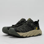 PEAK FOOTWEAR
