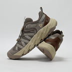 PEAK FOOTWEAR